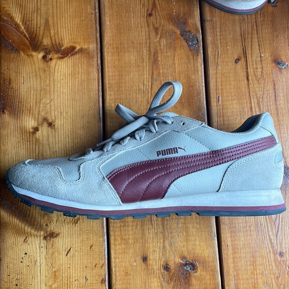 Puma - “like new” condition - Picture 3 of 3
